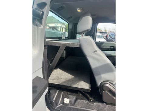 Used 2015 Ford F250 XL w/ Power Equipment Group AWD/4WD image 13