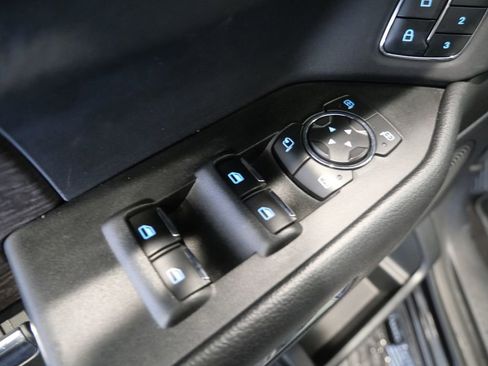 Used 2020 Ford Expedition Limited w/ Equipment Group 302A AWD/4WD image 16