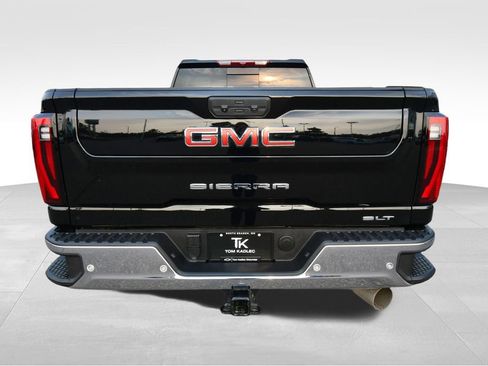 Used 2025 GMC Sierra 3500 SLT w/ SLT Premium Package AWD/4WD image 6