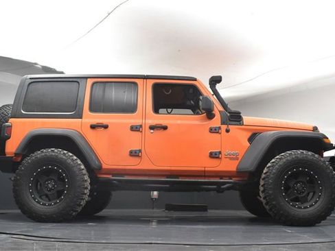 Used 2018 Jeep Wrangler Unlimited Sport S image 37