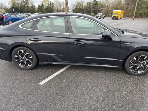 Used 2024 Hyundai Sonata SEL image 2