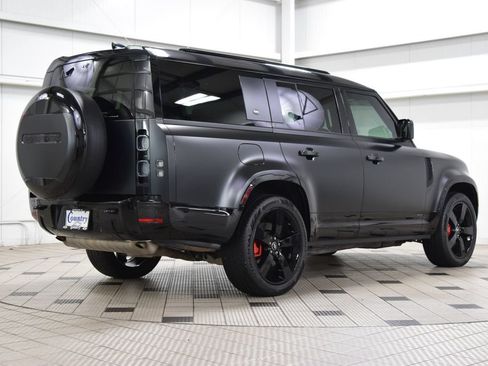 Used 2024 Land Rover Defender 130 X AWD/4WD image 8