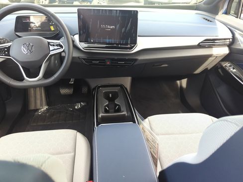 New 2025 Volkswagen ID.4 Pro S AWD/4WD image 19