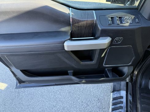 Used 2020 Ford F350 Lariat w/ Lariat Ultimate Package image 25