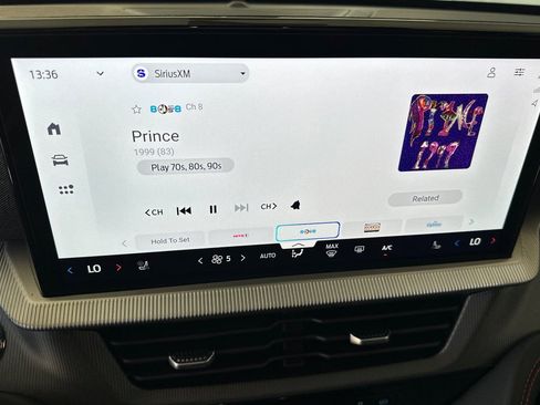 New 2026 Ford Explorer ST-Line w/ ST-Line Street Pack image 20