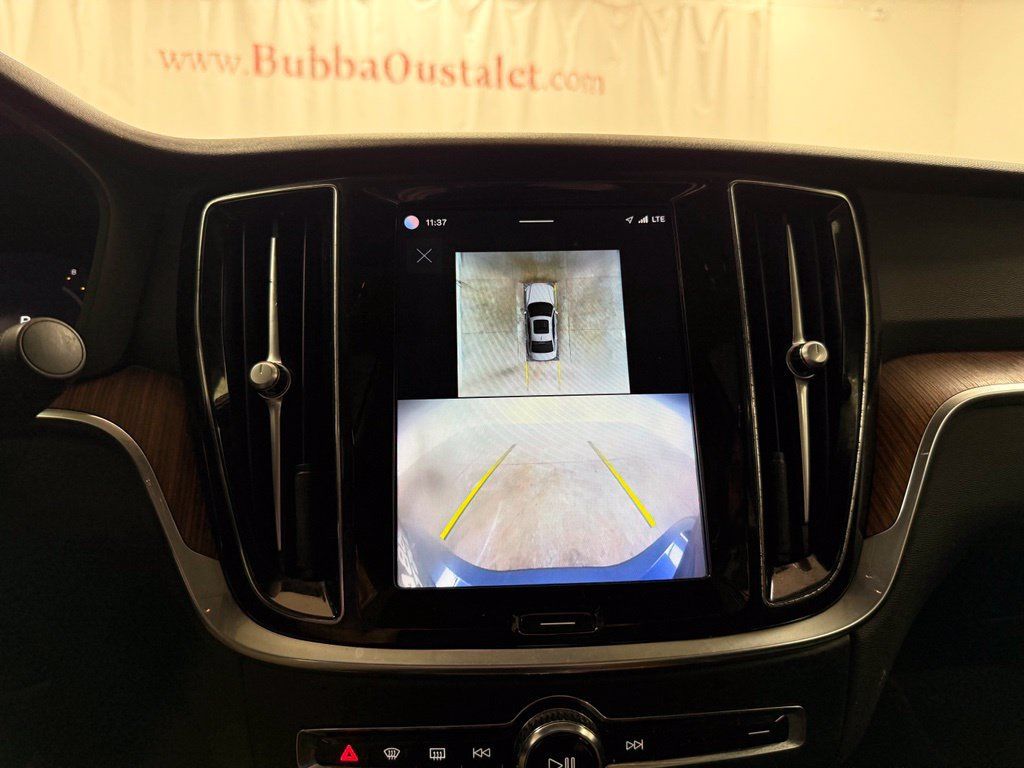 Used 2024 Volvo S60 B5 Plus FWD image 15