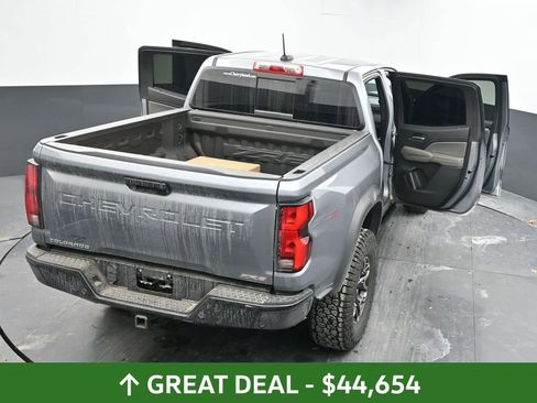 Used 2024 Chevrolet Colorado ZR2 w/ ZR2 Convenience Package III AWD/4WD image 67