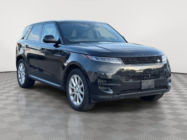 Used 2025 Land Rover Range Rover Sport SE AWD/4WD image 4