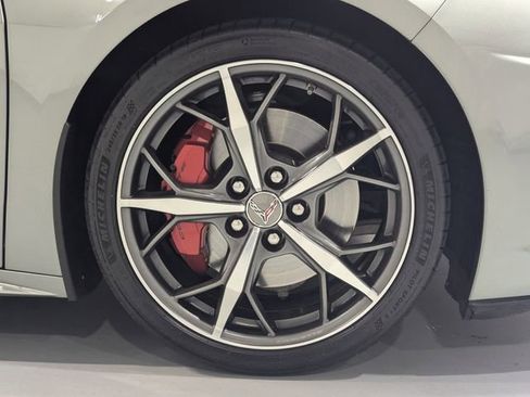 Used 2023 Chevrolet Corvette Stingray Premium Conv w/ Z51 Performance Package image 31