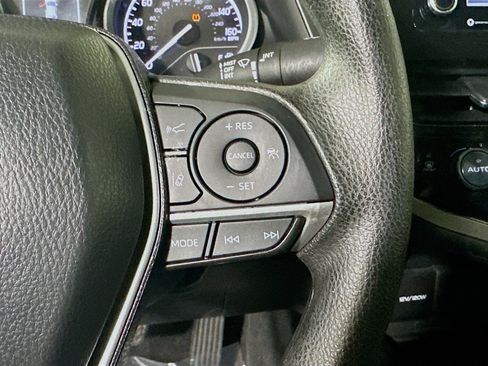 Used 2024 Toyota Camry LE w/ Convenience Package FWD image 17