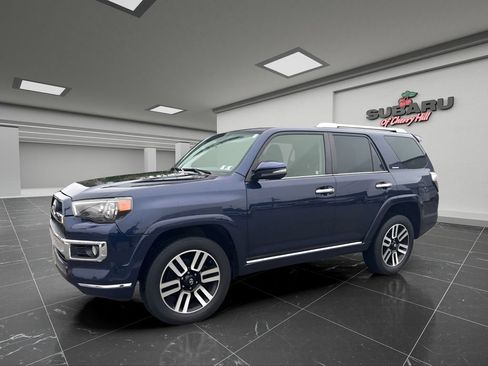 Used 2014 Toyota 4Runner Limited AWD/4WD image 7