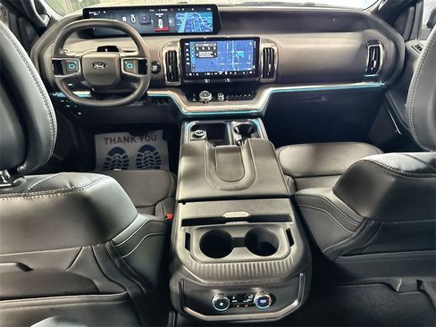 New 2026 Ford Expedition Platinum w/ Stealth Appearance Package image 27