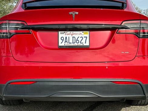 Used 2022 Tesla Model X Plaid image 44