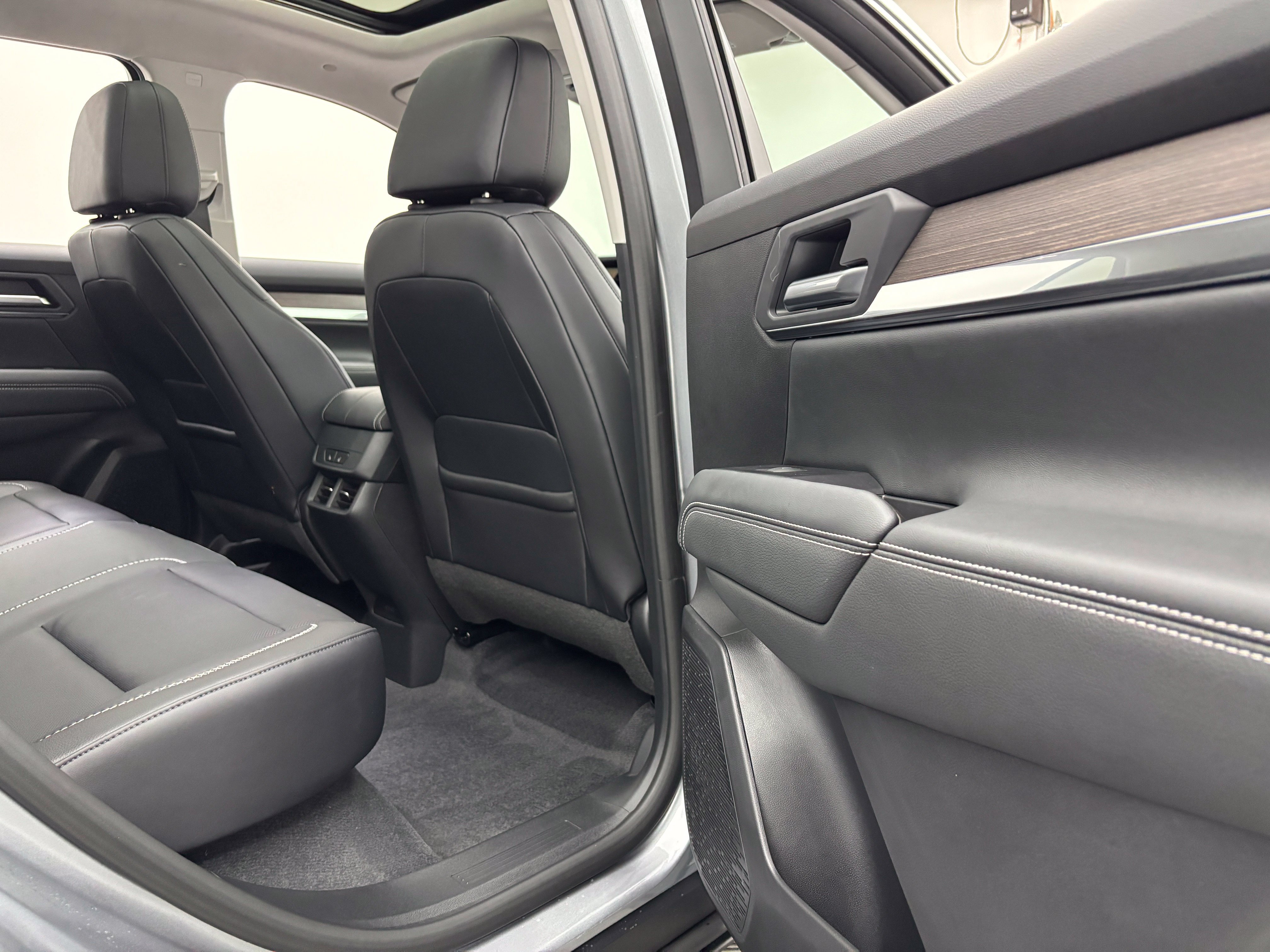 New 2027 GMC Terrain Denali AWD/4WD image 37