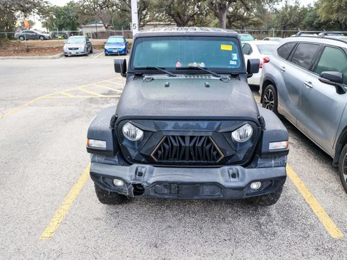 Used 2021 Jeep Wrangler Unlimited Sport image 5