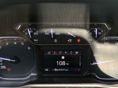 Used 2019 GMC Sierra 1500 SLT w/ SLT Premium Package RWD image 15