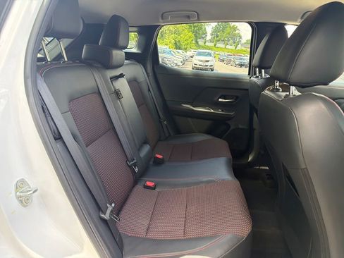 Used 2025 Nissan Kicks SR AWD/4WD image 32