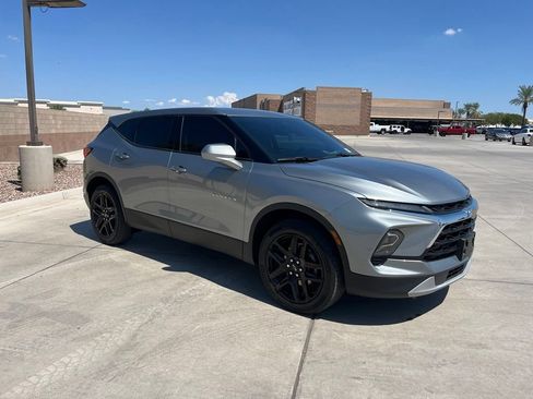 Used 2024 Chevrolet Blazer LT FWD image 4