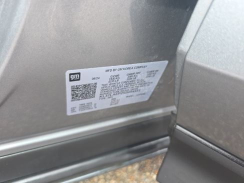 Used 2025 Buick Envista Preferred FWD image 25