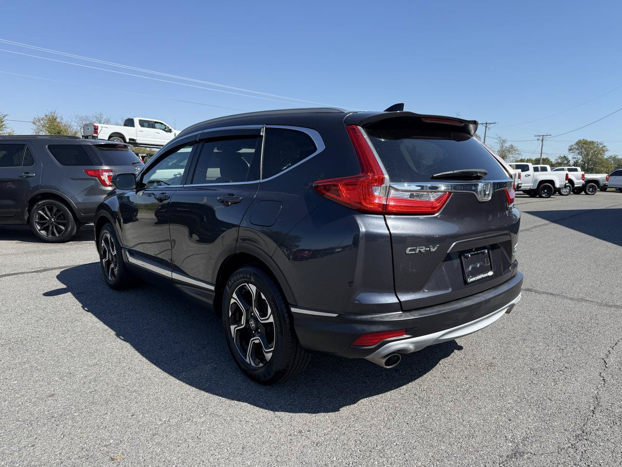 Used 2018 Honda CR-V Touring image 4