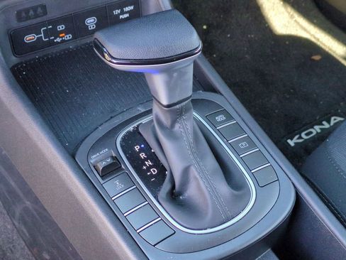 Certified 2026 Hyundai Kona SE image 17