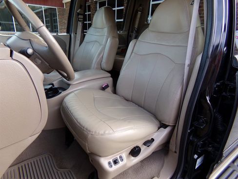 Used 2001 Ford F150 Lariat image 26