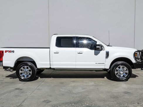 Used 2021 Ford F250 Lariat w/ Lariat Ultimate Package image 8