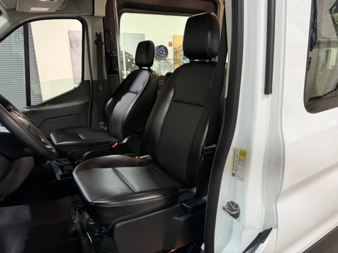 Used 2020 Ford Transit 150 Medium Roof RWD image 35