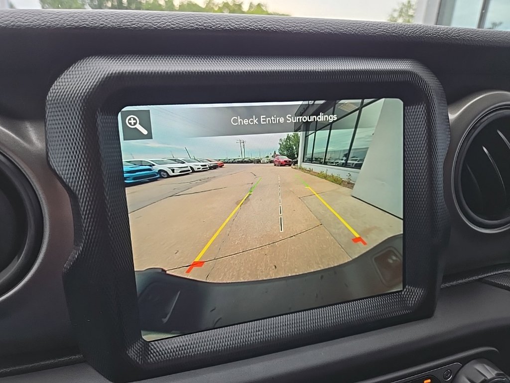 Used 2023 Jeep Gladiator Sport AWD/4WD image 61