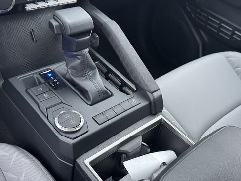 New 2026 Toyota Tacoma SR5 image 18