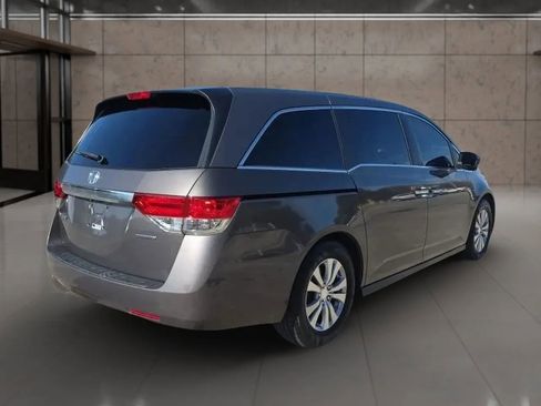 Used 2016 Honda Odyssey SE image 7