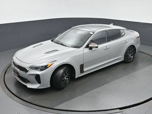 Used 2023 Kia Stinger GT-Line w/ Sun & Sound Package AWD/4WD image 32