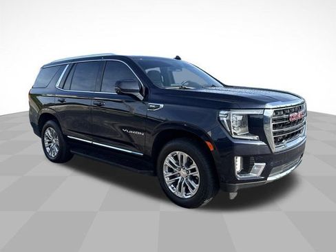Used 2022 GMC Yukon SLT w/ SLT Premium Package AWD/4WD image 3