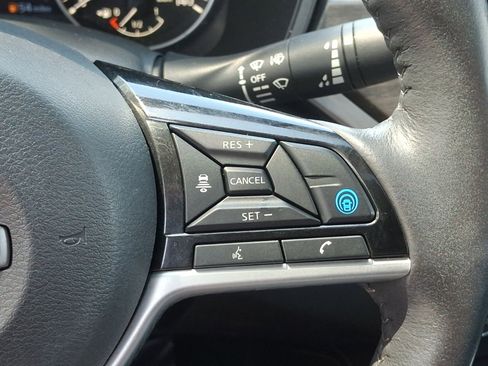 Used 2024 Nissan Altima 2.5 SL AWD/4WD image 23