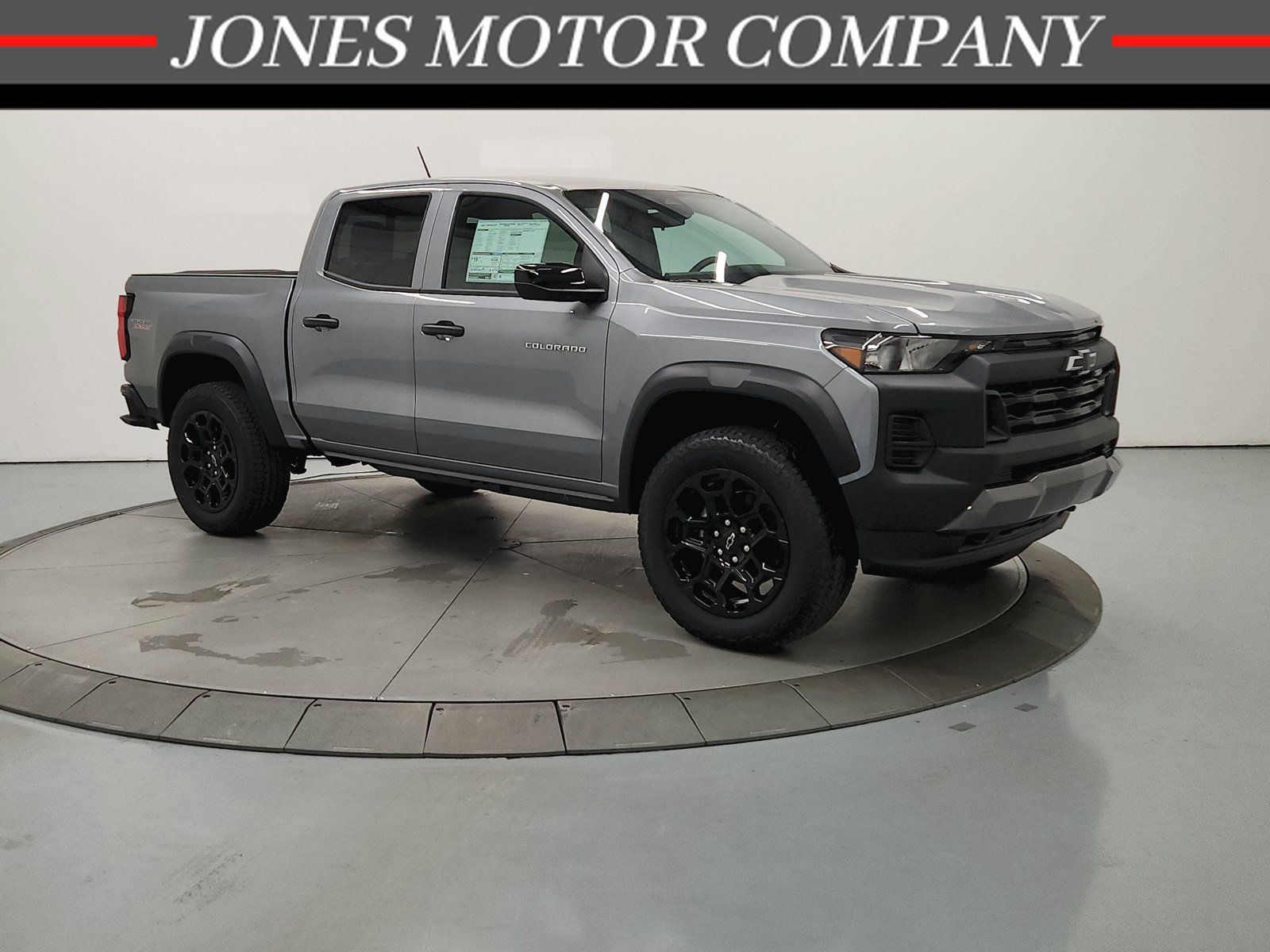 New 2026 Chevrolet Colorado Trail Boss AWD/4WD image 1