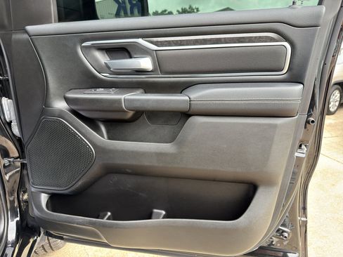 Used 2024 RAM 1500 Big Horn AWD/4WD image 32