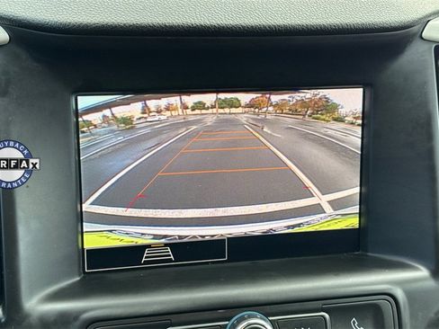 Used 2024 GMC Terrain SLE image 27