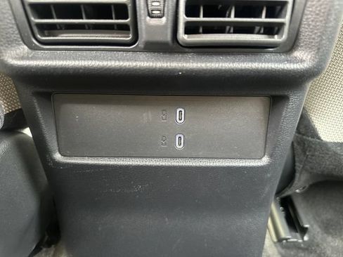 Used 2025 Toyota 4Runner SR5 AWD/4WD image 19