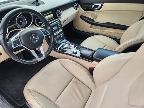 Certified 2016 Mercedes-Benz SLK 300 image 26