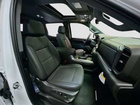 New 2025 Chevrolet Silverado 1500 LTZ w/ Technology Package AWD/4WD image 31