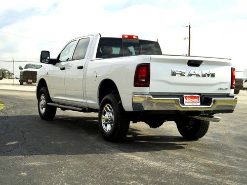 New 2026 RAM 2500 Tradesman AWD/4WD image 8