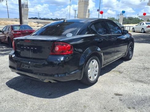Used 2014 Dodge Avenger SE FWD image 5