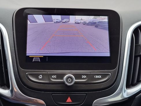 Used 2019 Chevrolet Equinox LT w/ Sun & Navigation Package AWD/4WD image 21