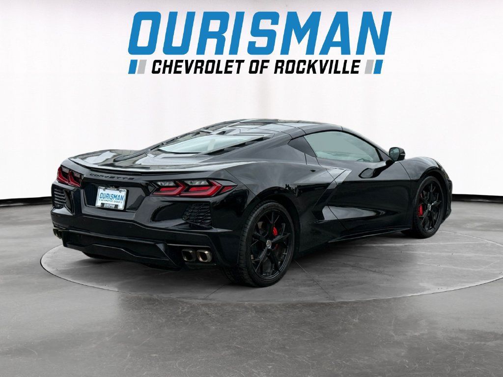 Used 2022 Chevrolet Corvette Stingray Preferred Cpe w/ Battery Protection Package RWD image 6