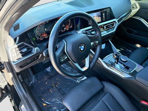 Used 2020 BMW 330i Sedan w/ Driving Assistance Package image 26