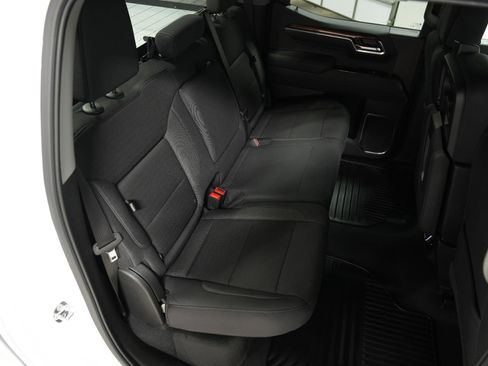 New 2026 GMC Sierra 1500 Elevation image 13