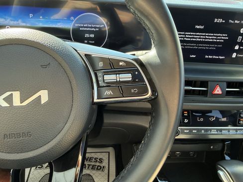 Used 2024 Kia Seltos EX image 15