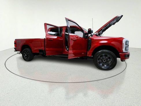 Used 2024 Ford F350 Lariat w/ Sport Appearance Package AWD/4WD image 15