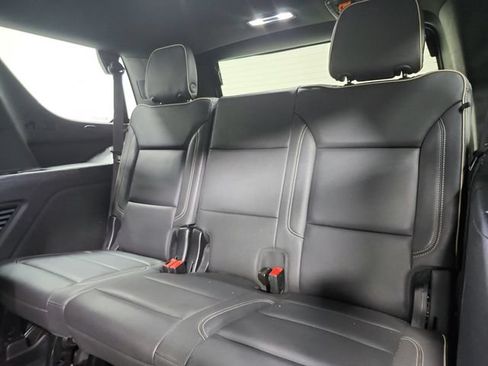 Used 2024 Chevrolet Tahoe Premier RWD image 12
