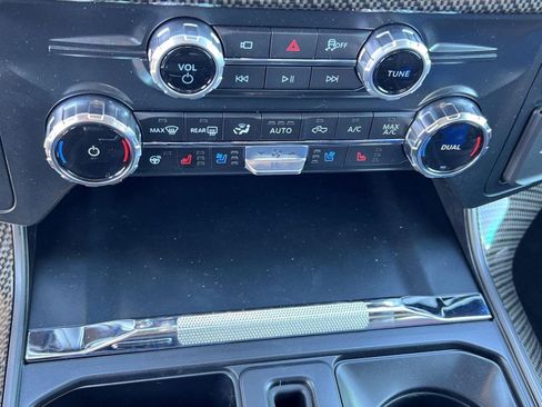 New 2025 Ford F150 Lariat w/ Equipment Group 502A High image 21